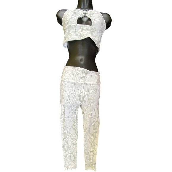 White Snake Print Two-Piece Set - Crop Top & High-Waisted Leggings Size Large - Picture 1 of 7
